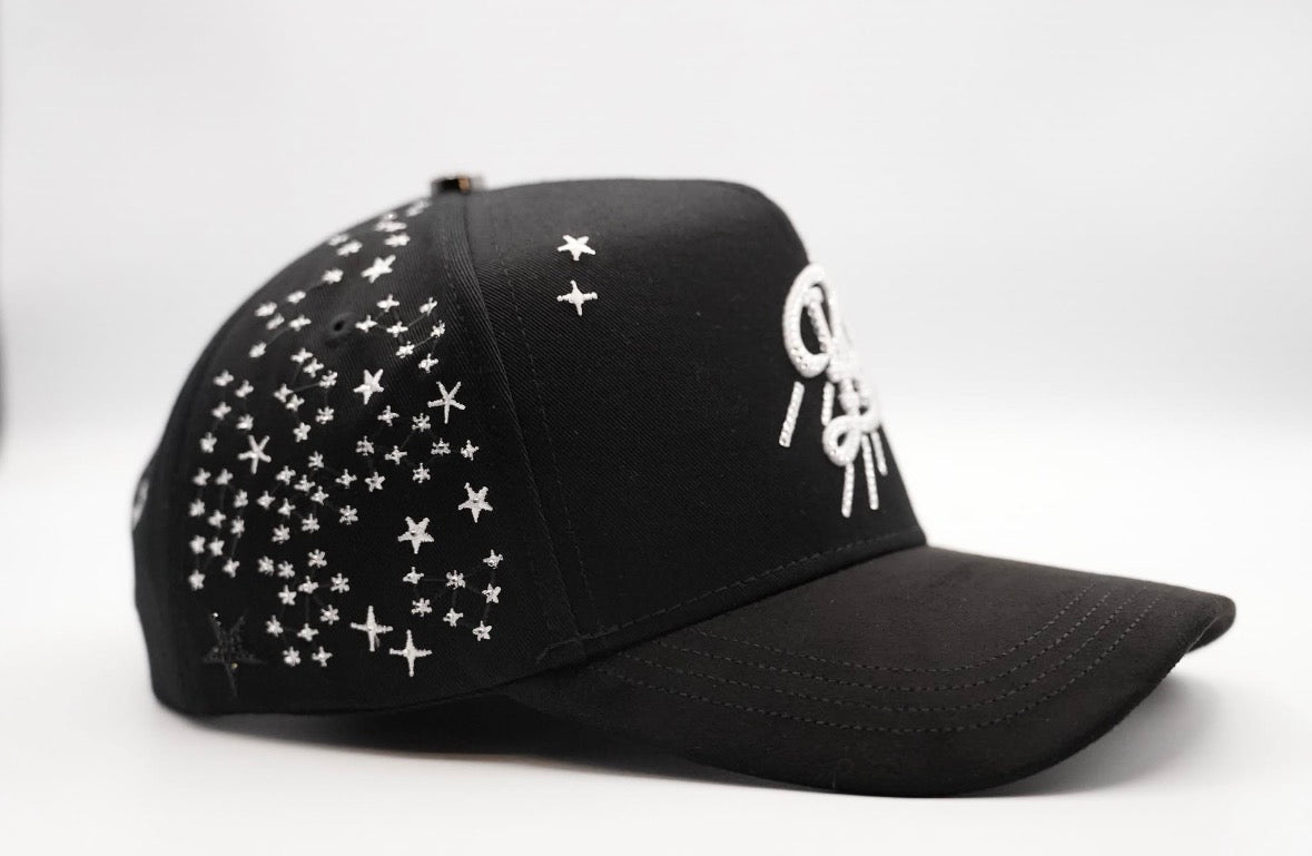 La Constellation Hat Bigg Boss