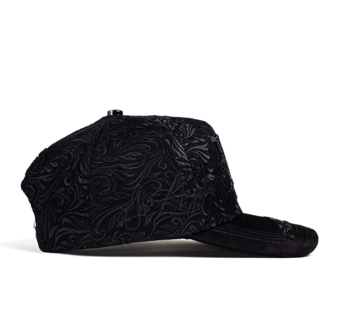 LA Total Black Bigg Boss