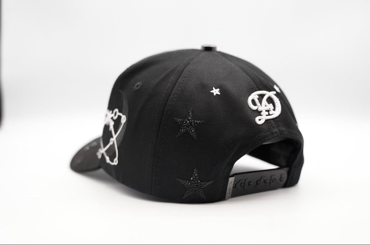 La Constellation Hat Bigg Boss