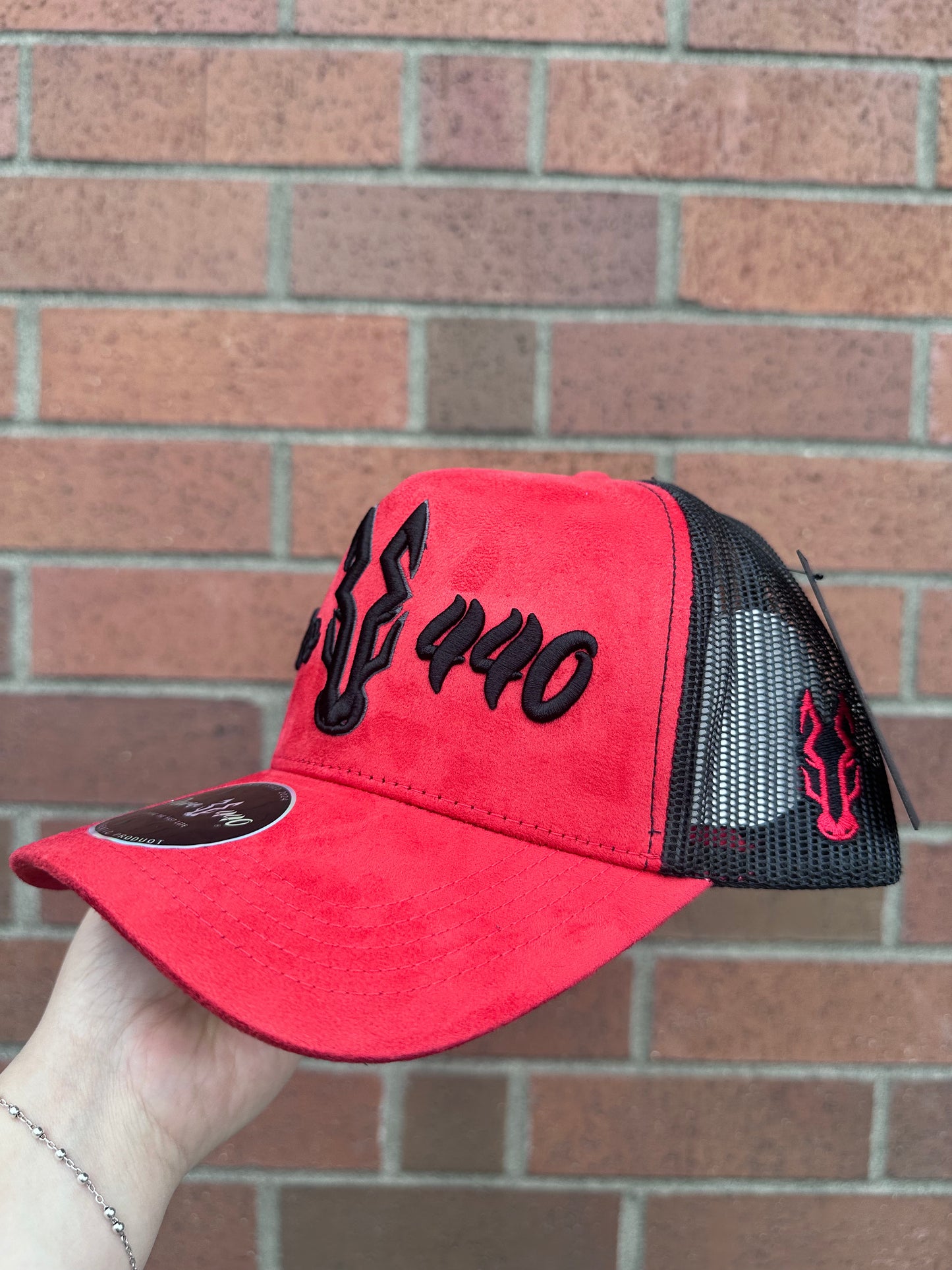 Gorra Roja Caballo